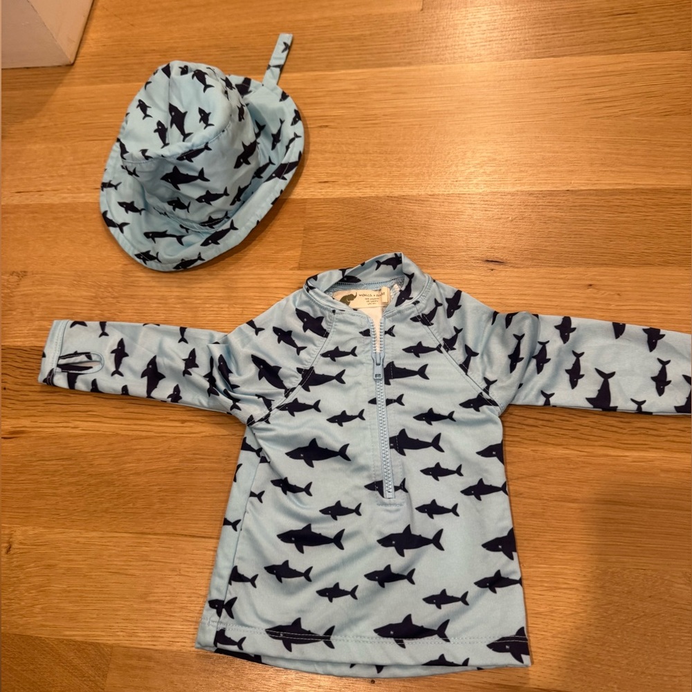 Monica and Andy baby  Rash Guard Swim Set with Sun Hat 3-6 months